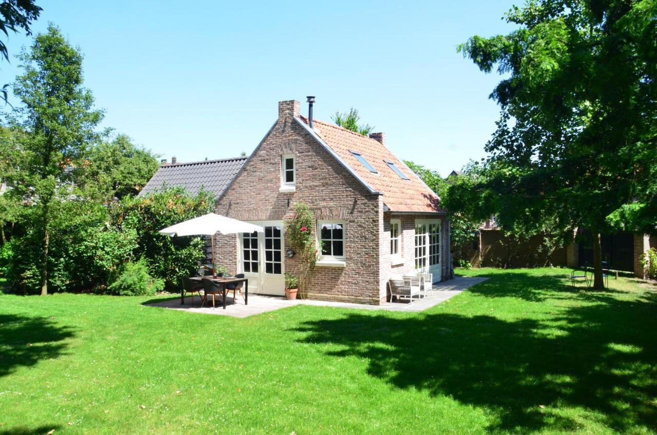 B&B Het Huijsje Woudrichem Екстериор снимка
